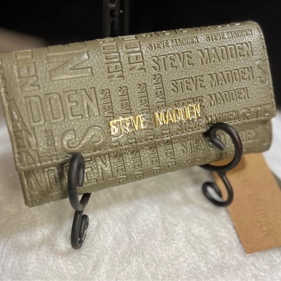 💚💚NWT-STEVE MADDEN OLIVE GREEN SHOULDER BAG AND WALLET💚💚 - Picture 11 of 17